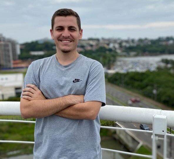 Retrato de Rodrigo Girardon Della Pace